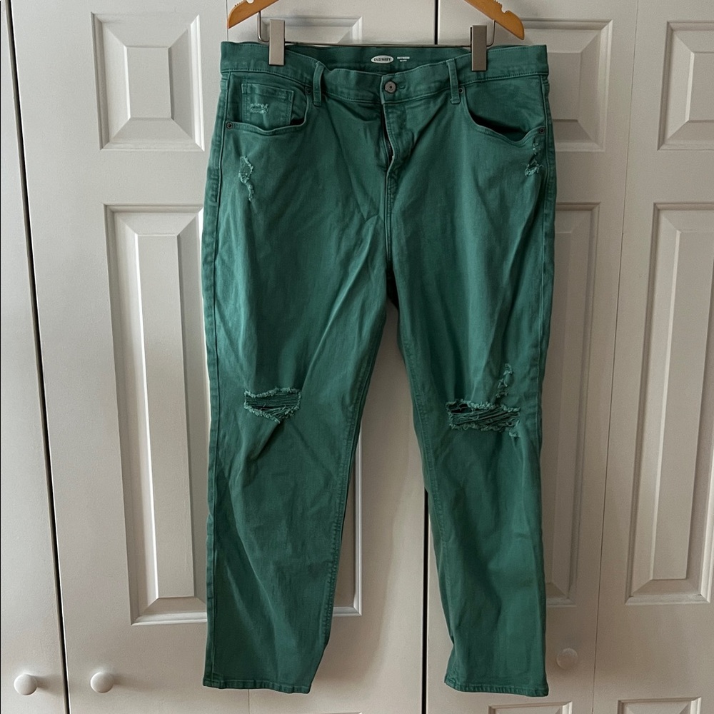 Old NavyGreen Distressed Mid-Rise Boyfriend Jeans